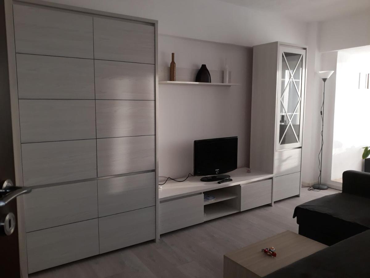 Helen House Appartamento Braşov Esterno foto